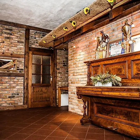 Gosciniec Slupski Hotel *